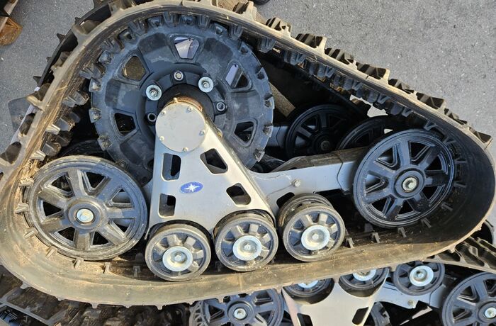 POLARIS PROSPEKTOR RAUPENKIT